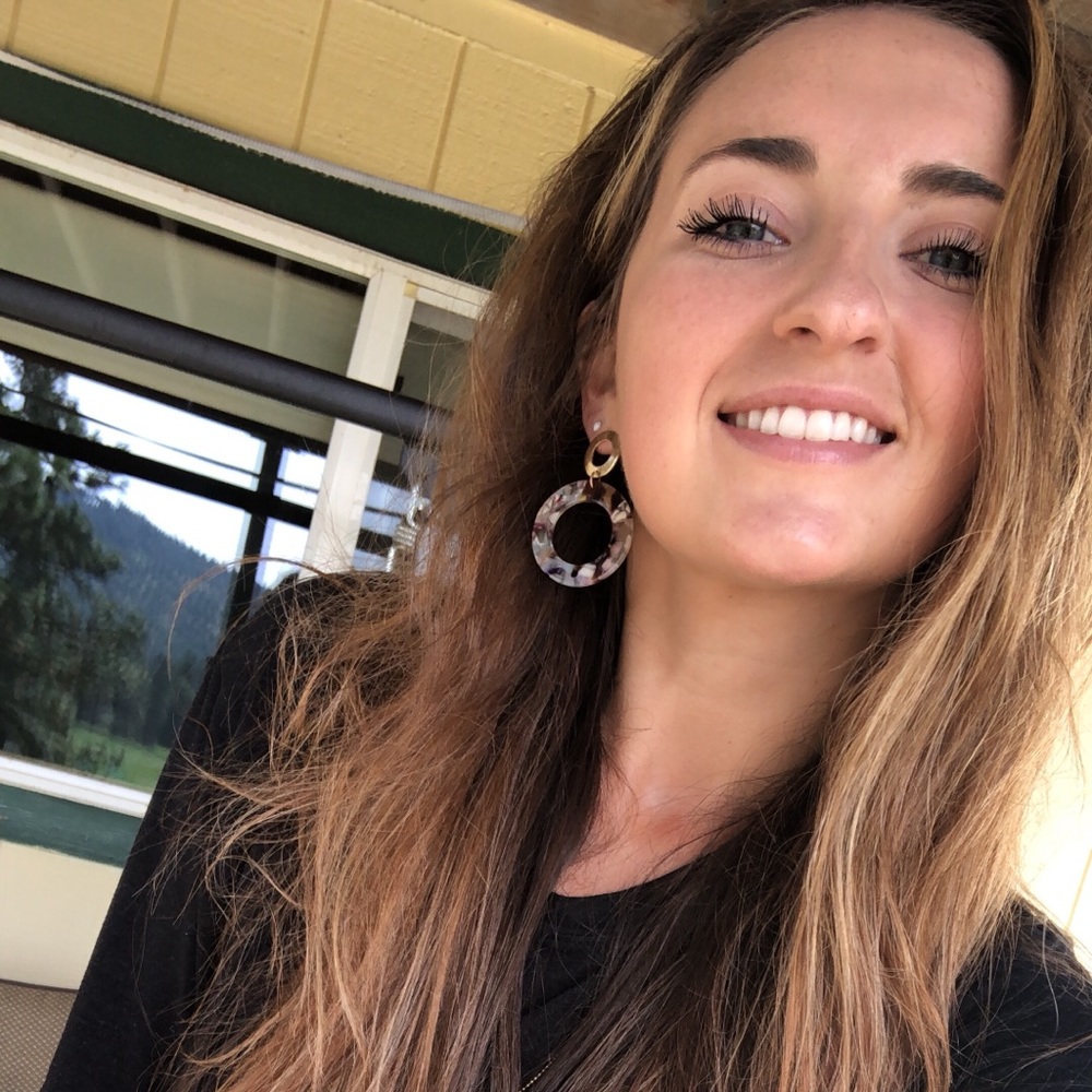 Meet your Posher, Rachele